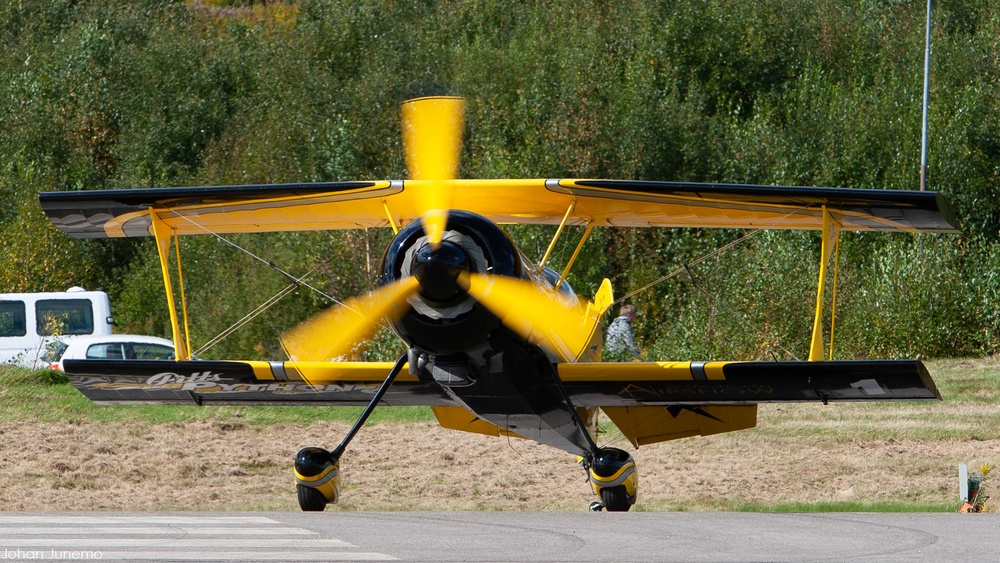 Plane Image