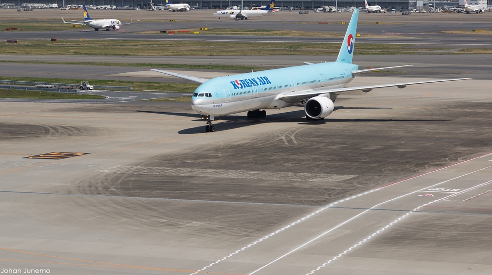 Plane Image