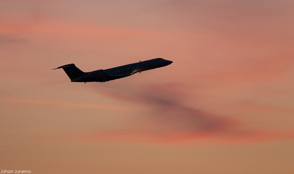 Plane Image